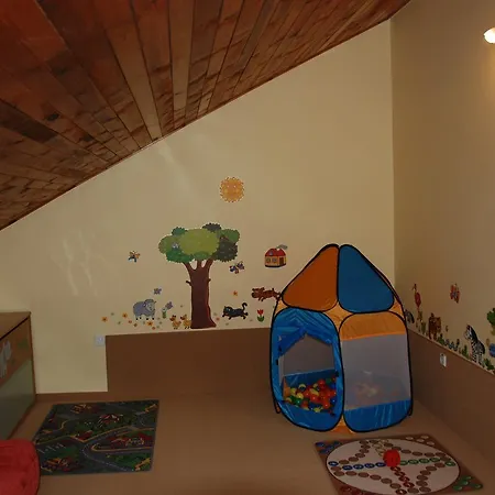 Ξενοδοχείο Rodinny 